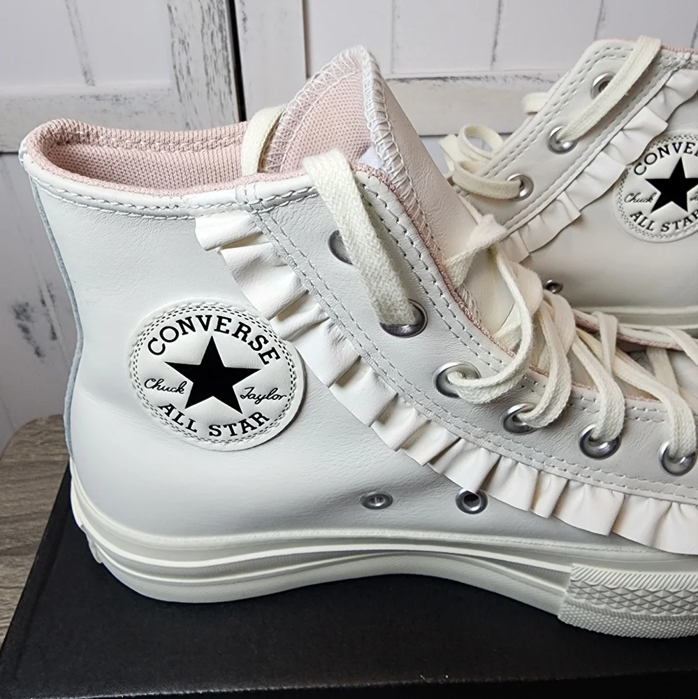Converse Chuck Taylor All Star Lift Platform Leather Sneakers - Picture 7 of 12